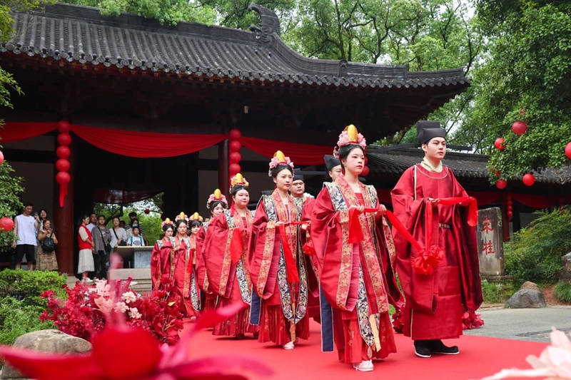 弘扬中华优秀传统文化